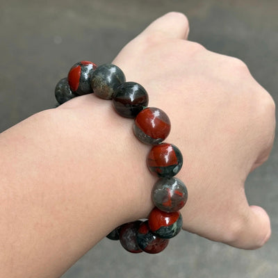 Dark green natural crystal bracelet